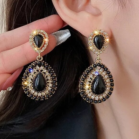 3/$35 Elegant Black Teardrop Dangle Earrings Gold Tone Crystal Statement Jewelry - Picture 4 of 4